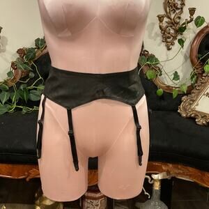 Vintage XTC Leather Stretch Garter Belt Size S Black